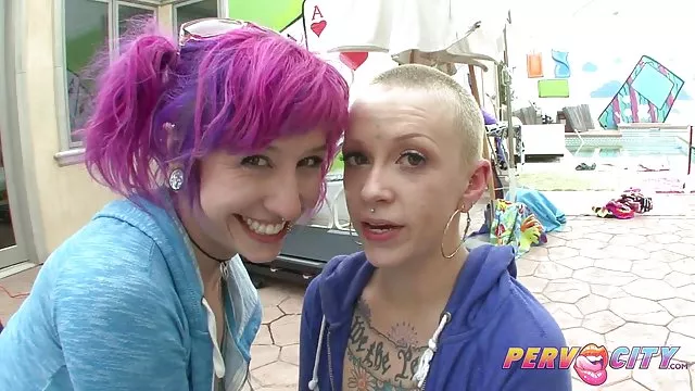 Dla dorosłych bez rejestracji Ciemny alkohol erotyczne filmy xxx i tytoń i upokorzenia