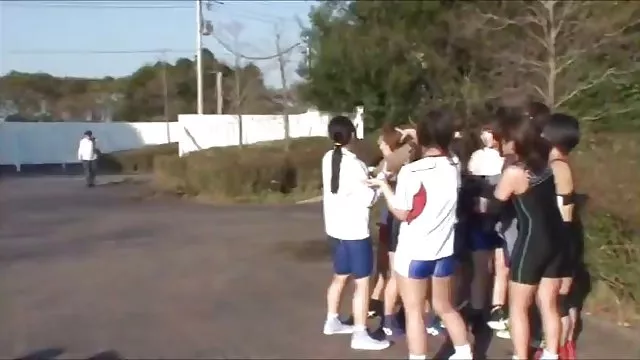 Dla dorosłych bez rejestracji Brunetka darmowe por o filmy