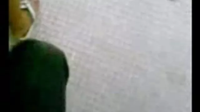 Dla dorosłych bez rejestracji Nieśmiała mocno filmiki xxx darmowe dziecka pupa dziewczyny ukryta